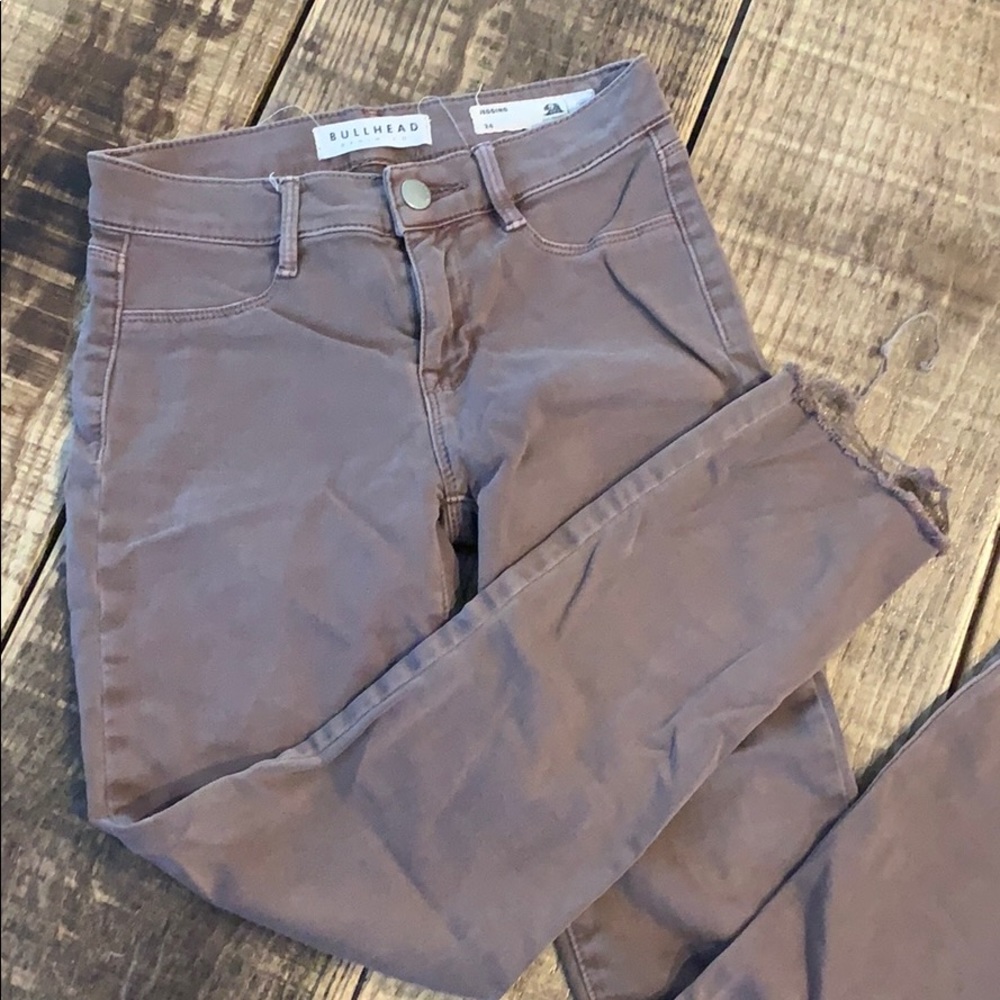 Bullhead jegging, distressed maroon rust color, 24